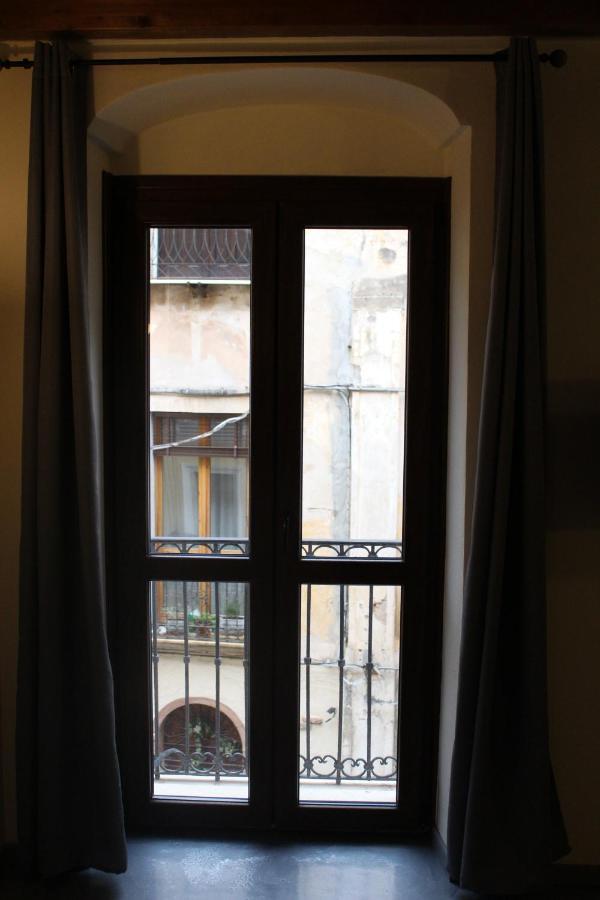 Via Cavour 19, Camere Del Conte Iglesias Extérieur photo