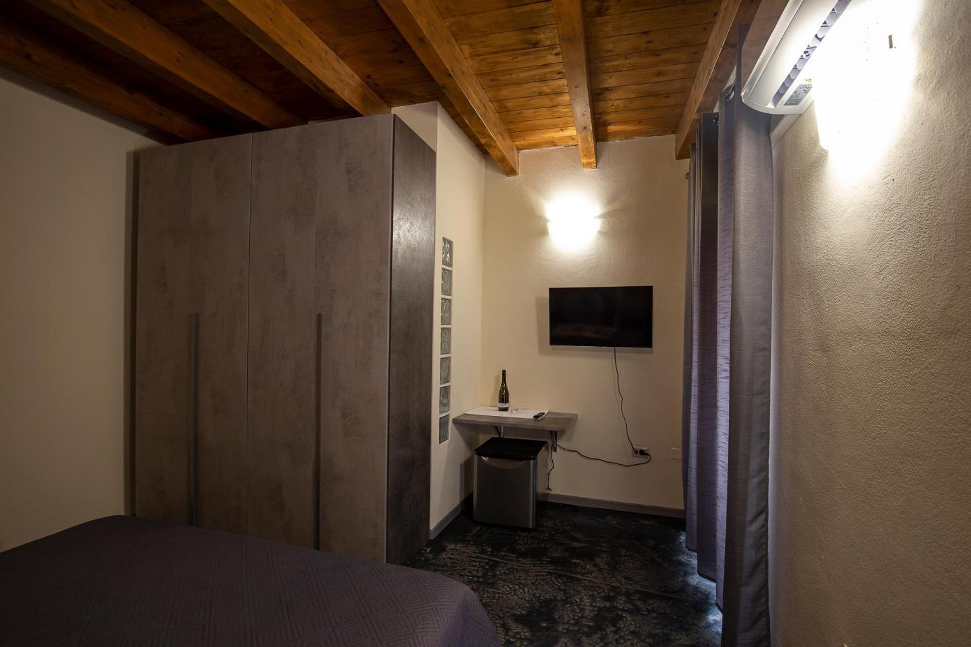 Via Cavour 19, Camere Del Conte Iglesias Extérieur photo